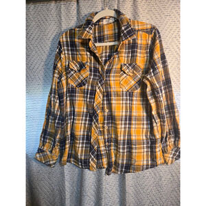 Women's Zenana L Yellow Navy Plaid Flannel Button Down Shirt